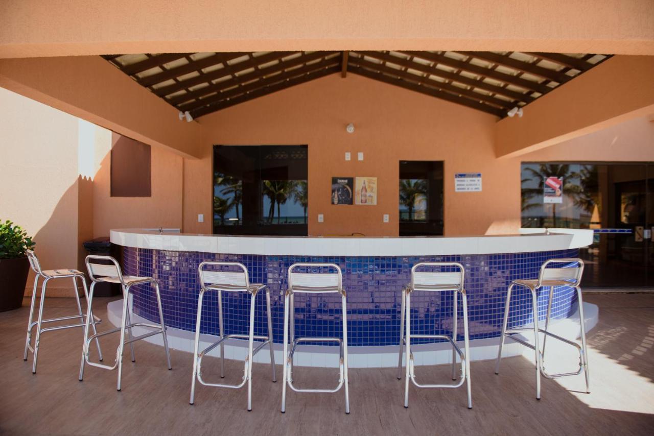 Flat Guarajuba Beira Da Praia Pe Na Areia Екстериор снимка