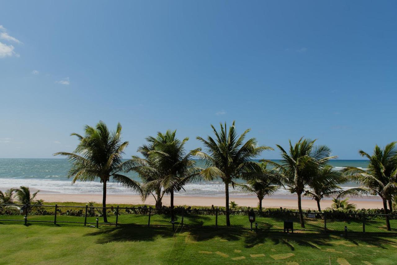 Flat Guarajuba Beira Da Praia Pe Na Areia Екстериор снимка