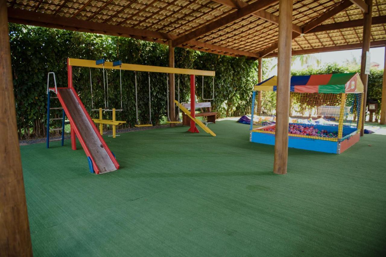 Flat Guarajuba Beira Da Praia Pe Na Areia Екстериор снимка