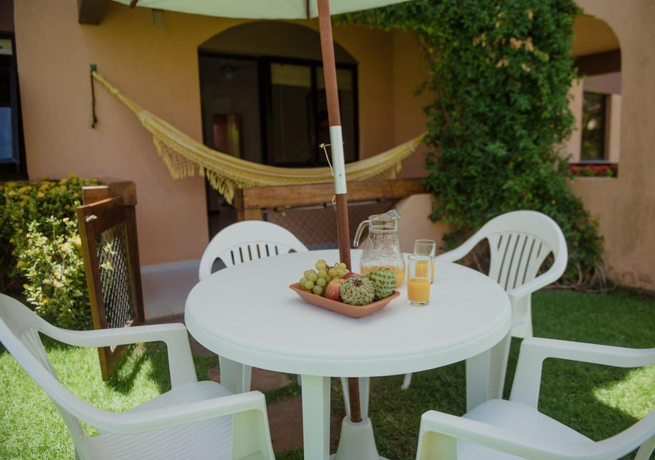 Flat Guarajuba Beira Da Praia Pe Na Areia Екстериор снимка